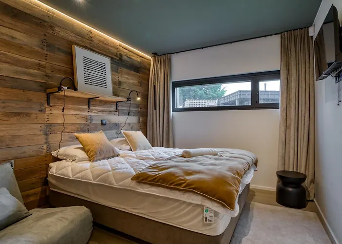 Nature Lake Village – Villa N°21 – 4 Personnes Lodge